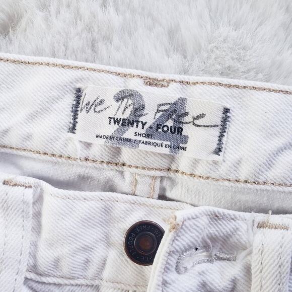 Free People Blossom White Rigid High Rise Ankle Jean 24 Frayed Hem NEW - Picture 3 of 12